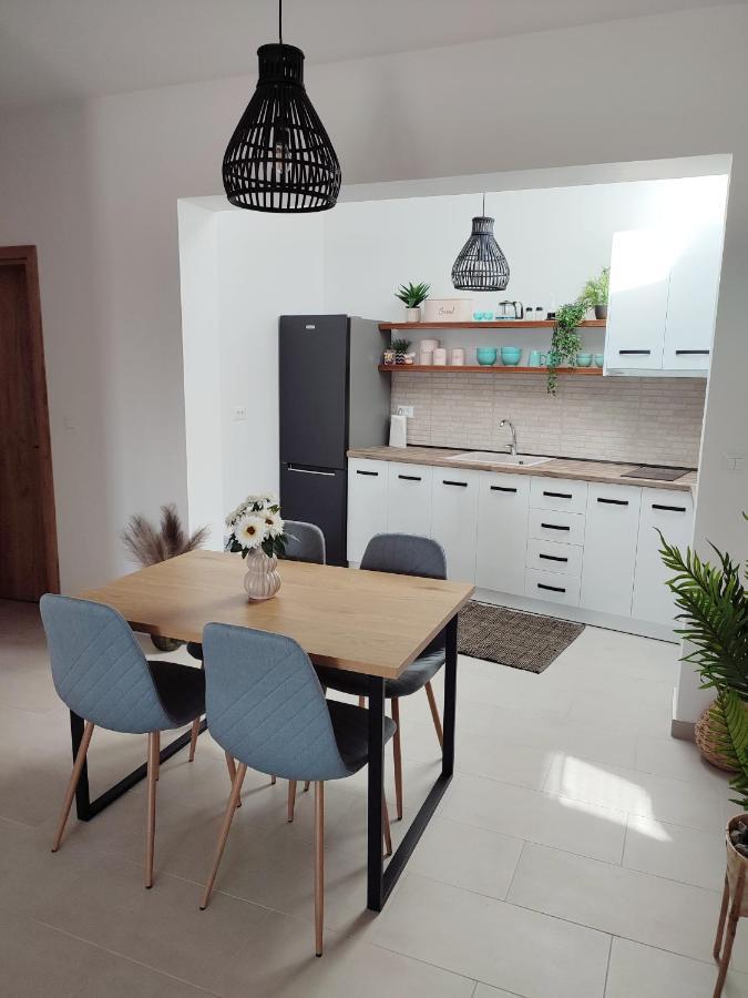 Kalokairini Avra Apartman Arhángelosz Kültér fotó